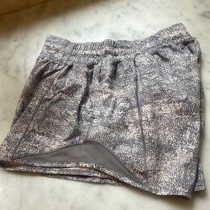 Lululemon Hotty Hot EUC